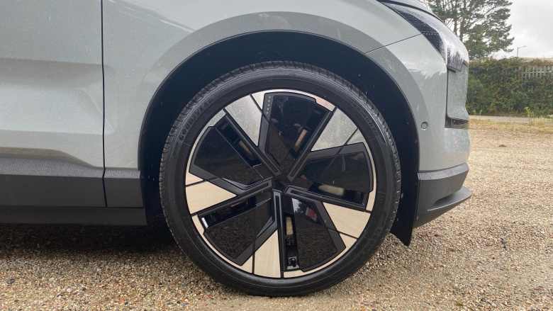 Volvo EX30 315kW Twin Motor Performance Ultra 69kWh 5dr Auto Electric Estate